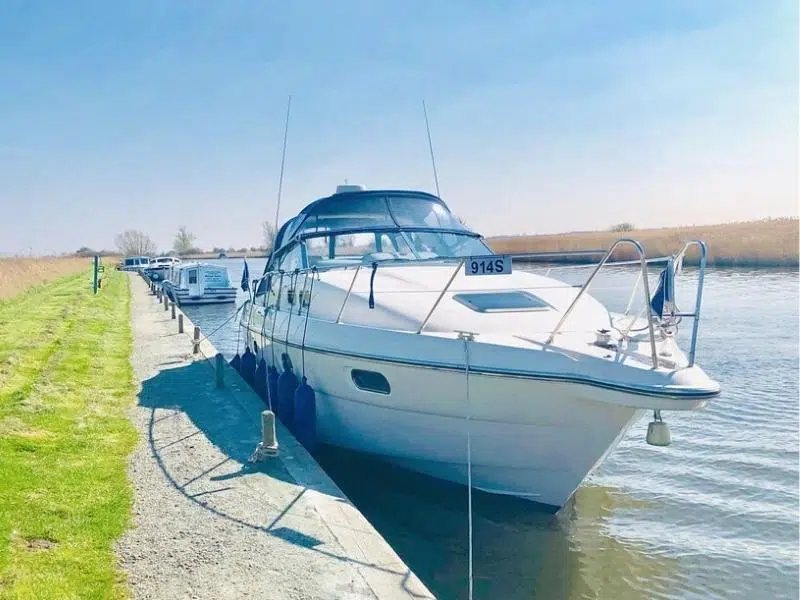 broads tours boat trip